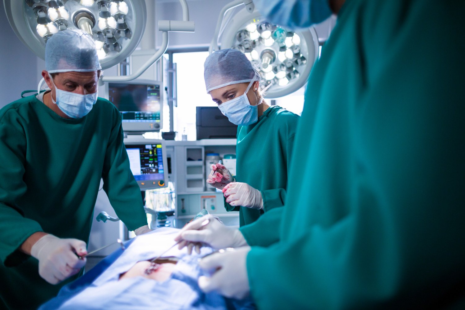 Erasmus MC doubles training places for surgery assistant and nurse anaesthetist