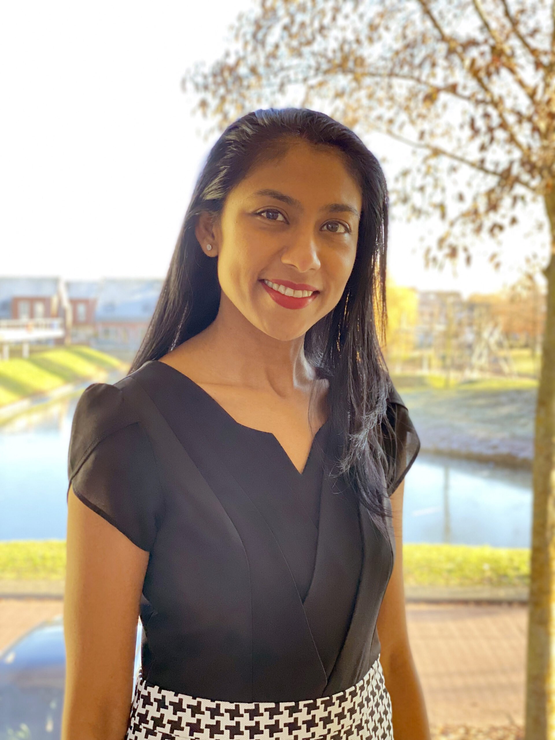 Meet the Network: Varsha Thakoersing, IMcoMET