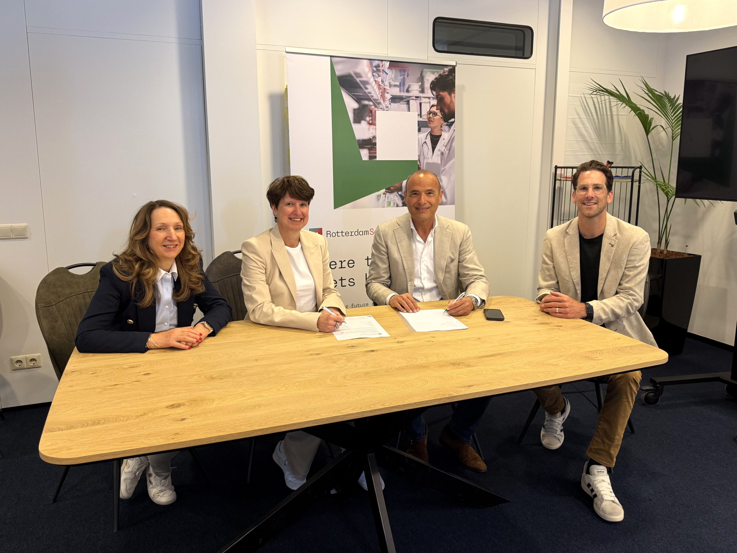 YES!Delft and Rotterdam Square launch collaboration